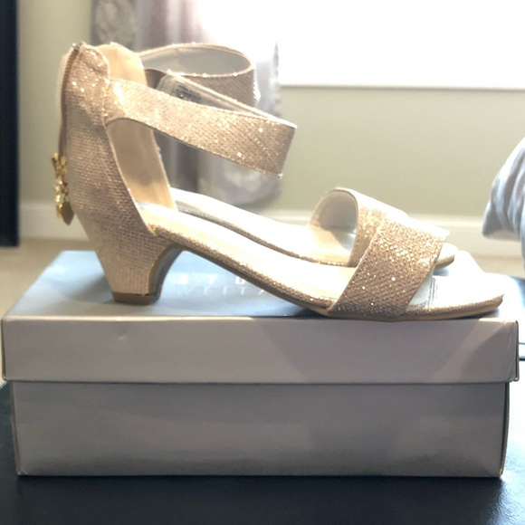 Girls Stuart Weitzman Sandals (Platinum Noir) - Picture 6 of 8